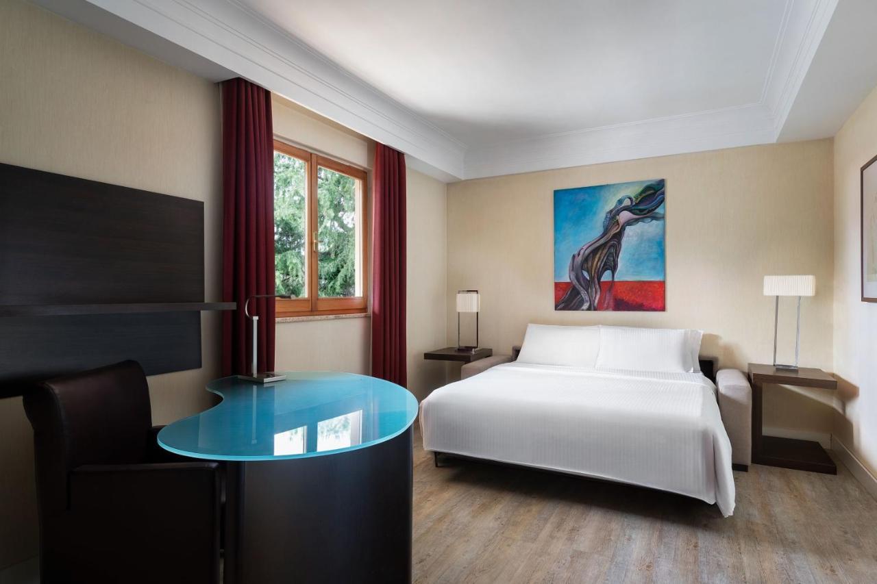 Courtyard By Marriott Rome Central Park Εξωτερικό φωτογραφία