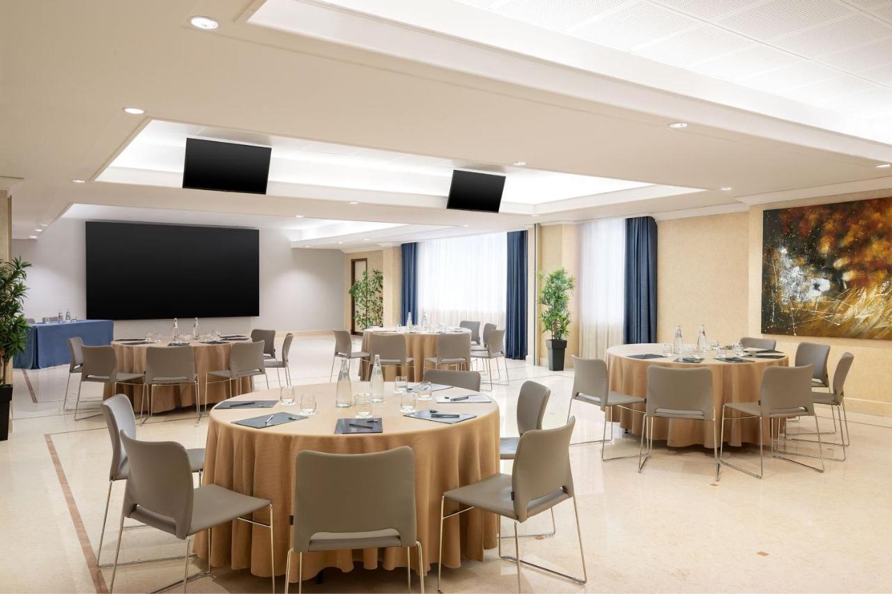 Courtyard By Marriott Rome Central Park Εξωτερικό φωτογραφία