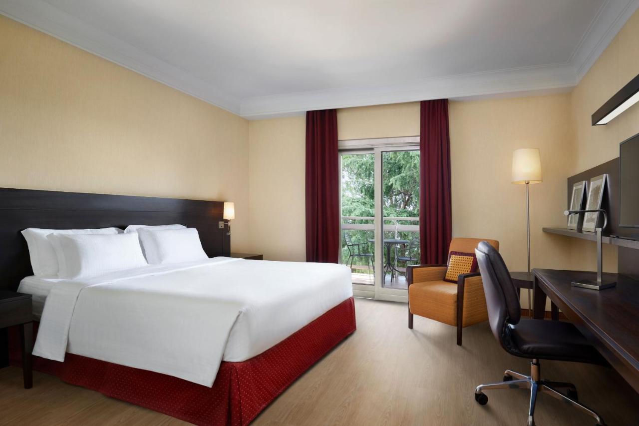 Courtyard By Marriott Rome Central Park Εξωτερικό φωτογραφία