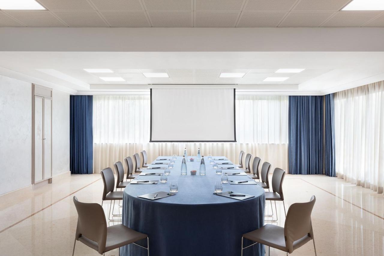Courtyard By Marriott Rome Central Park Εξωτερικό φωτογραφία