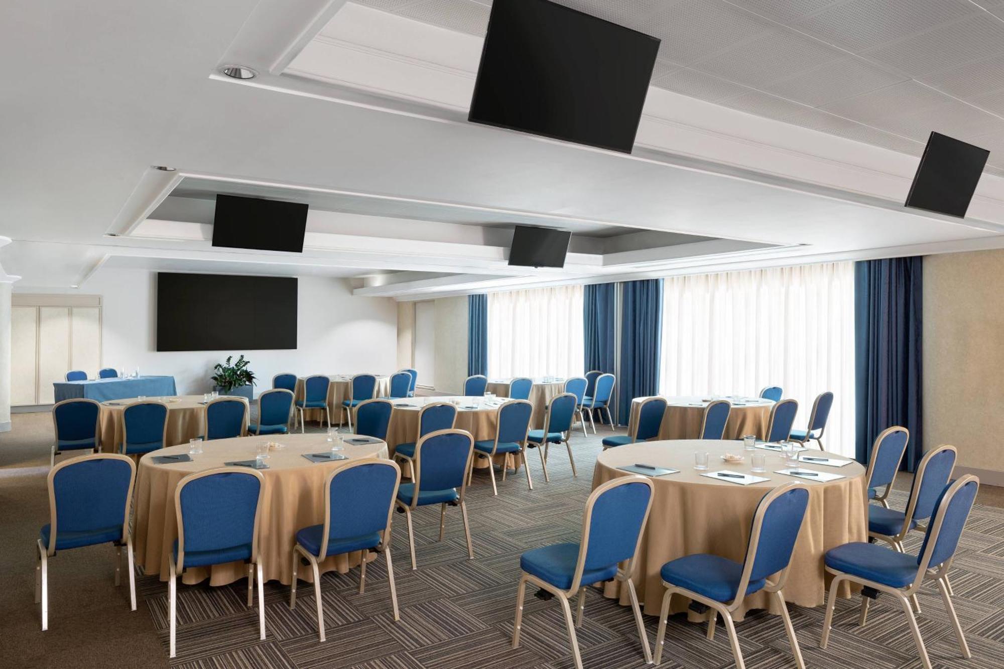 Courtyard By Marriott Rome Central Park Εξωτερικό φωτογραφία