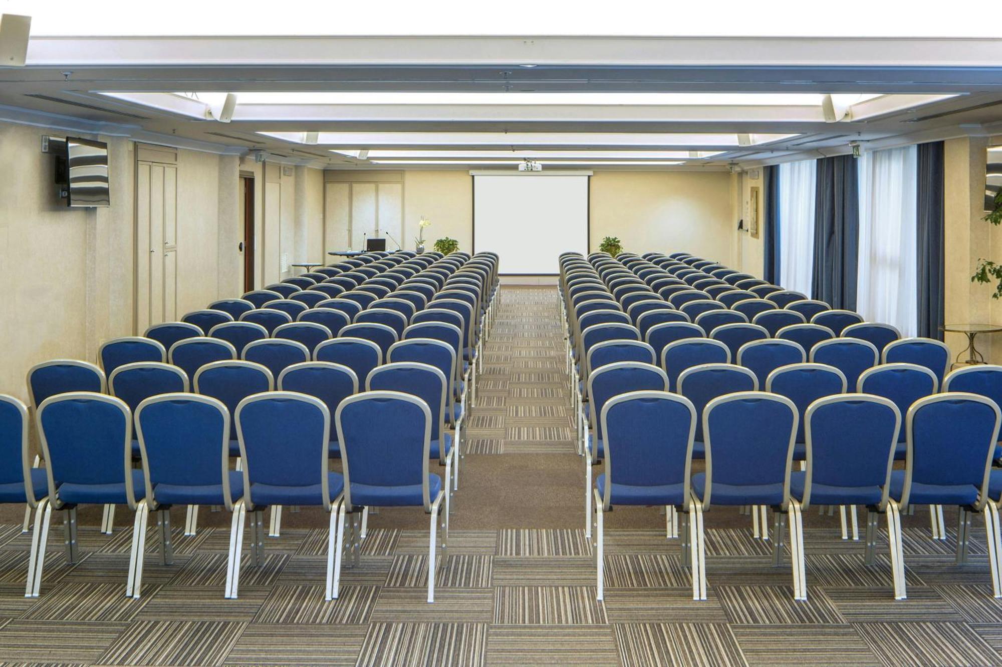 Courtyard By Marriott Rome Central Park Εξωτερικό φωτογραφία