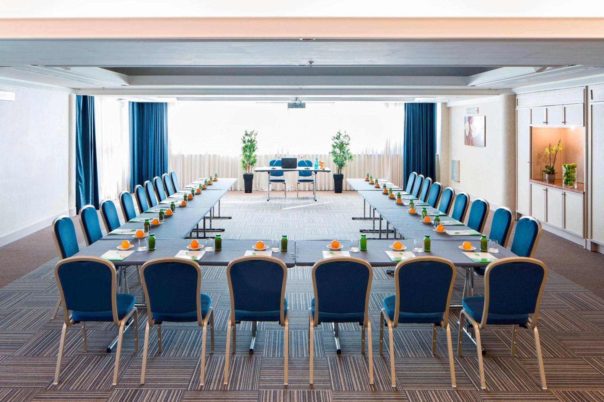 Courtyard By Marriott Rome Central Park Εξωτερικό φωτογραφία